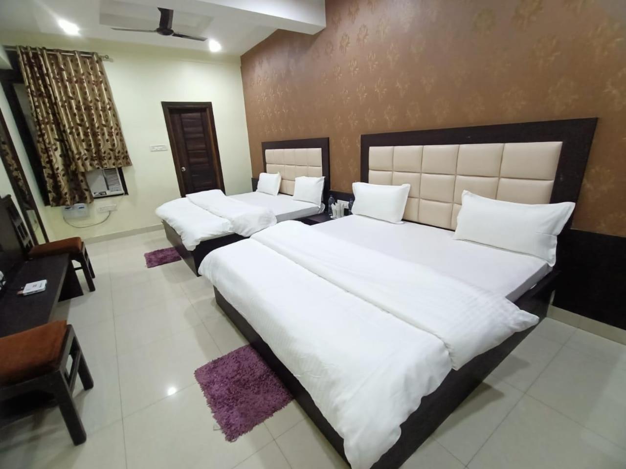 Mng Hotel Heritage Villa Канпур Екстериор снимка